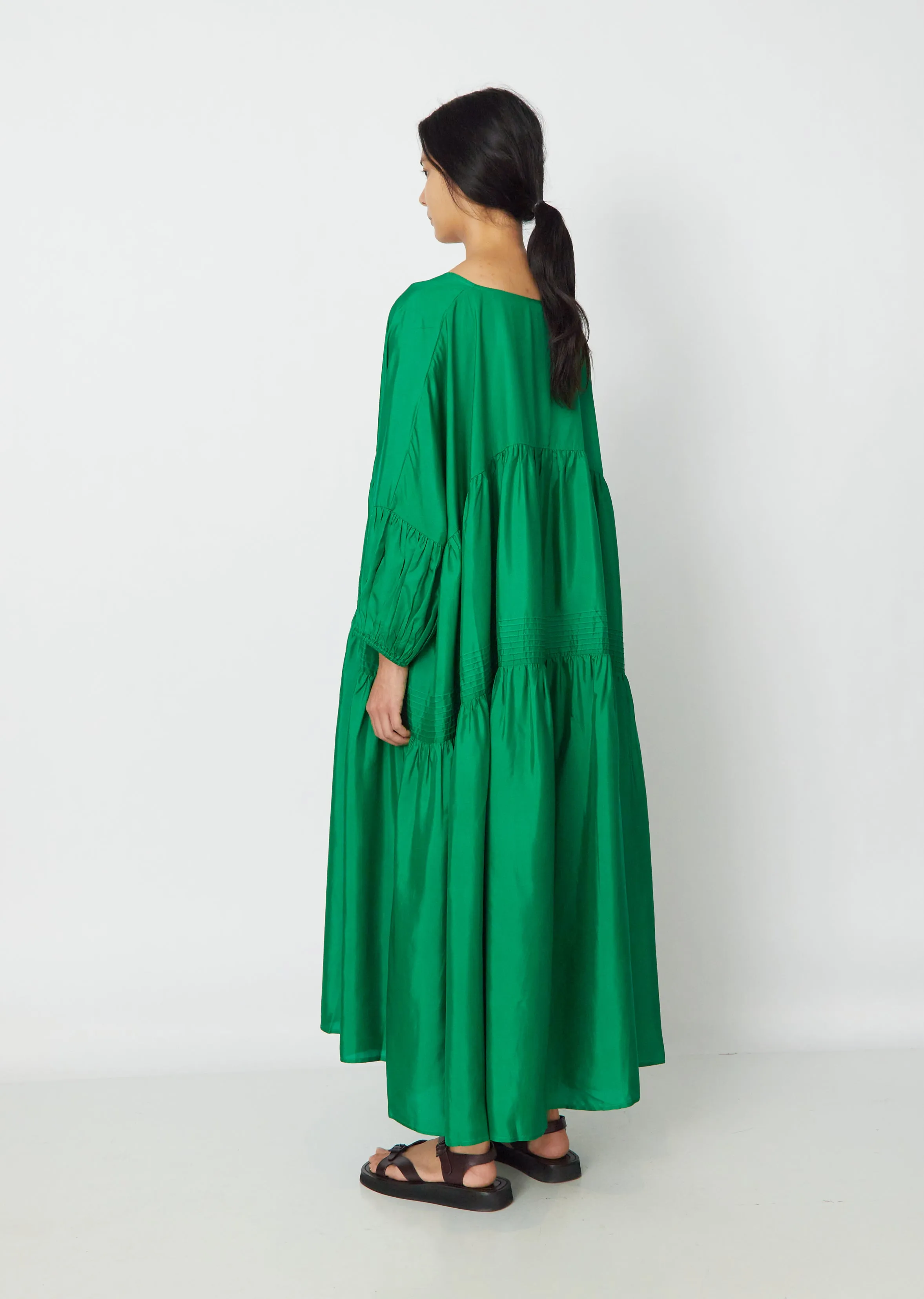 Grass Green Airi Maxi Dress - Elegant Full-Length Gown
