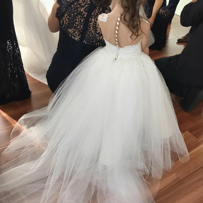 Charming Tulle Jewel Neckline Ball Gown Flower Girl Dresses With Appliques FD076