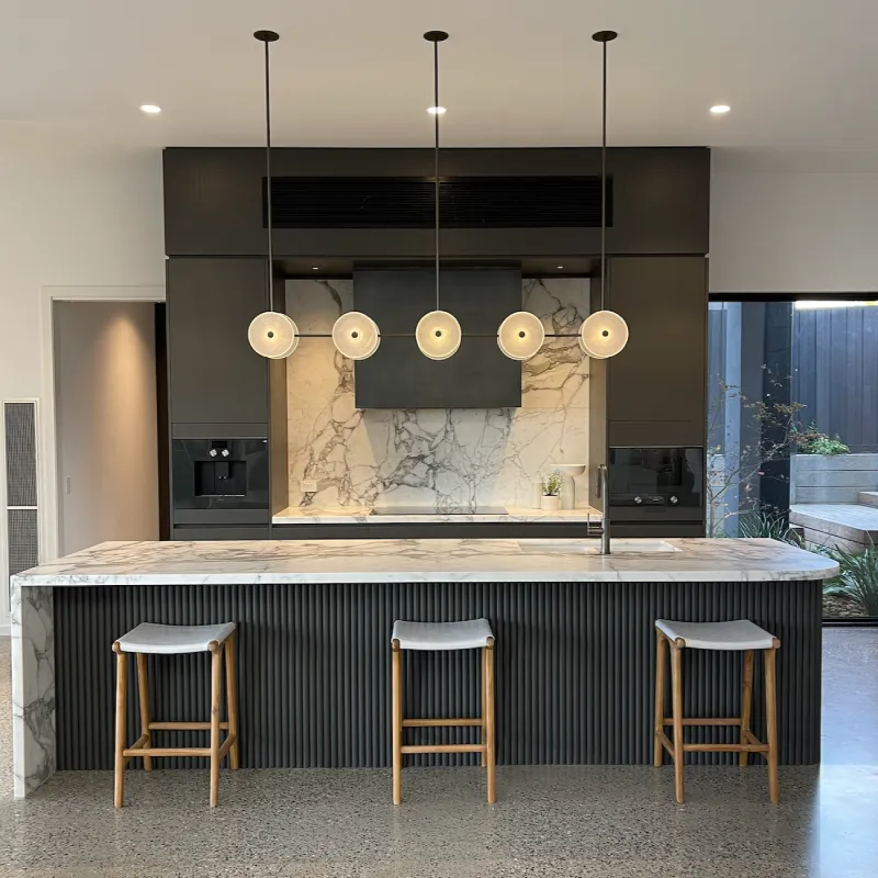 Coral 10lt Linear Rod Pendant