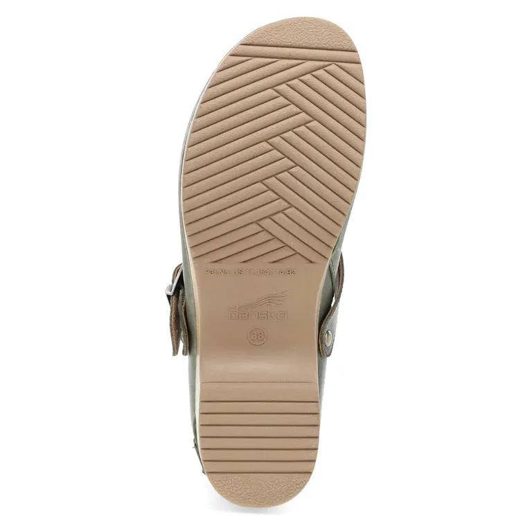 DANSKO BAYLOR IVY