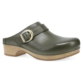 DANSKO BAYLOR IVY
