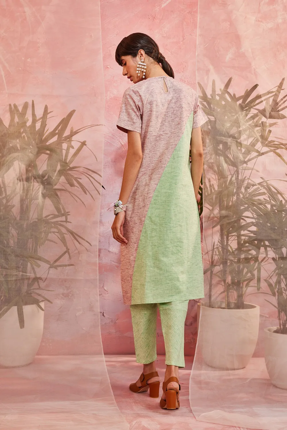 Front diagonal gather Kurta with Pant - Set of 2