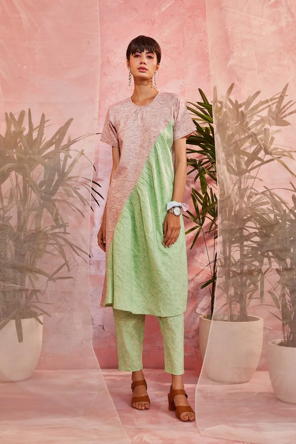Front diagonal gather Kurta with Pant - Set of 2