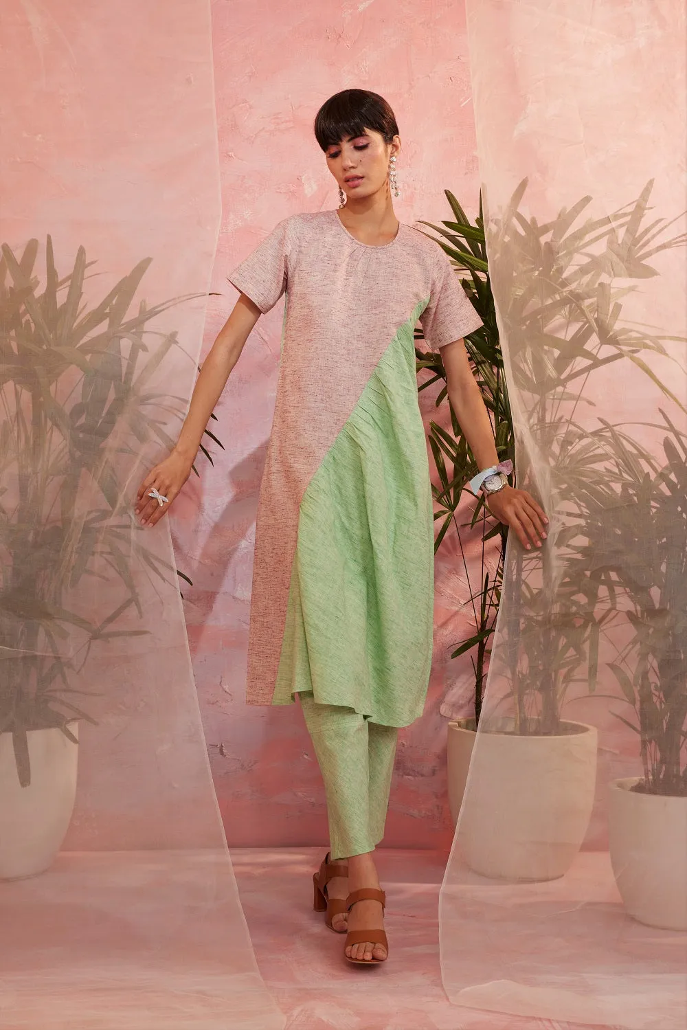 Front diagonal gather Kurta with Pant - Set of 2