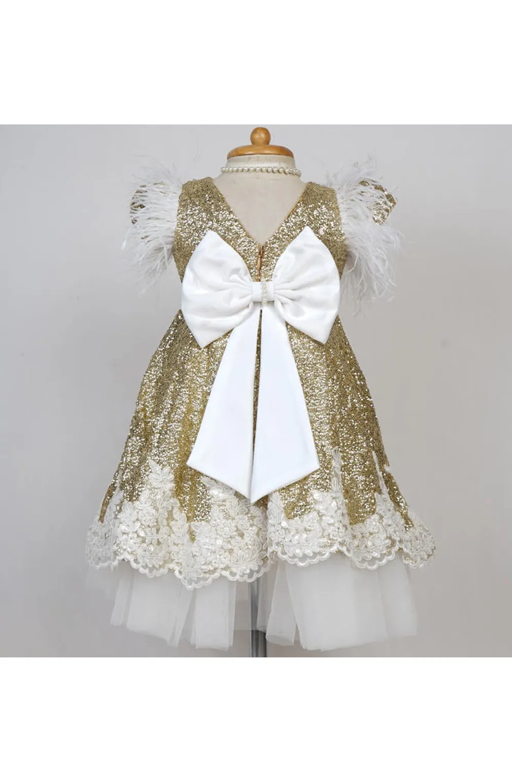Gold sequin shine gown with embroidered lace