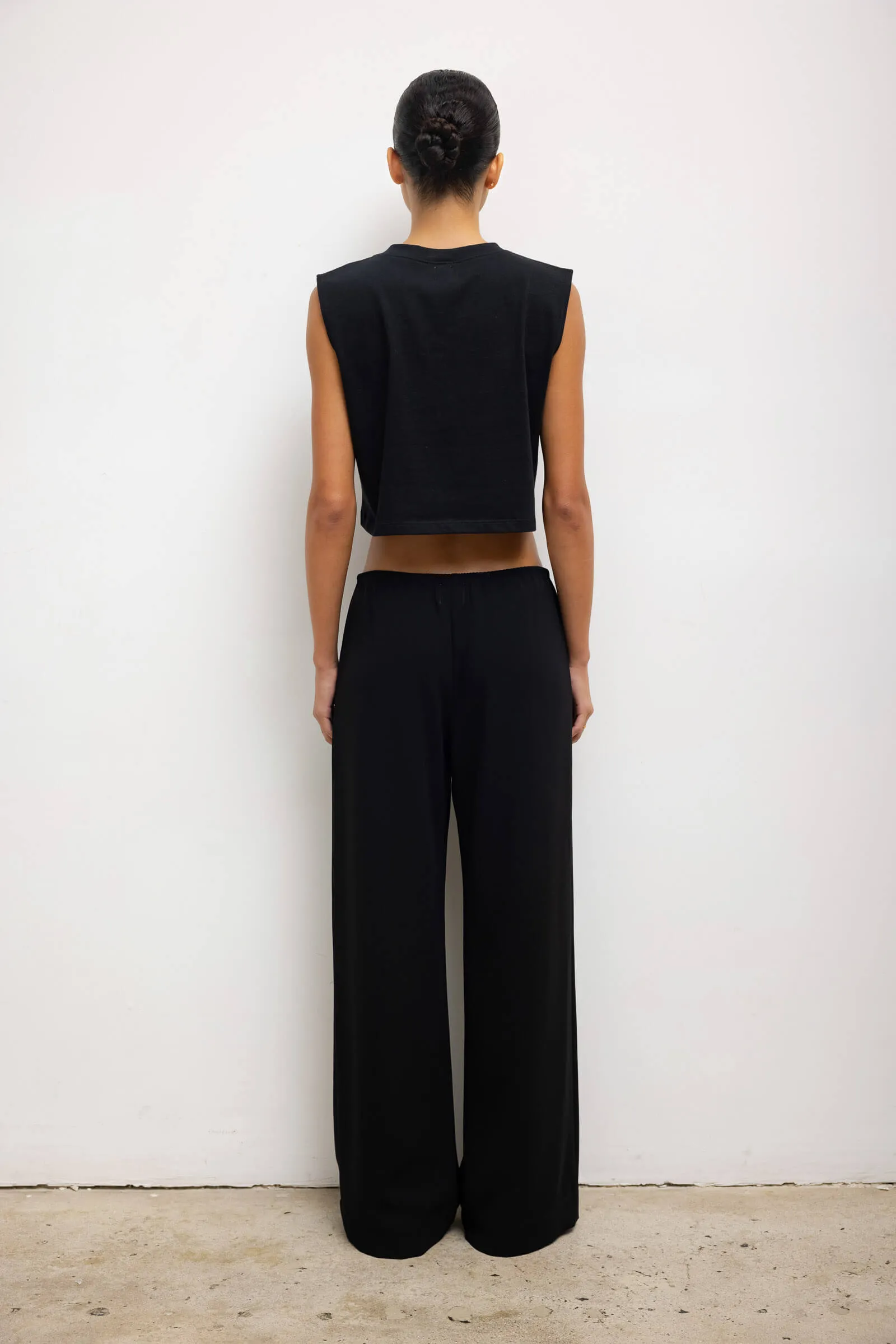 Margo Sleeveless Henley