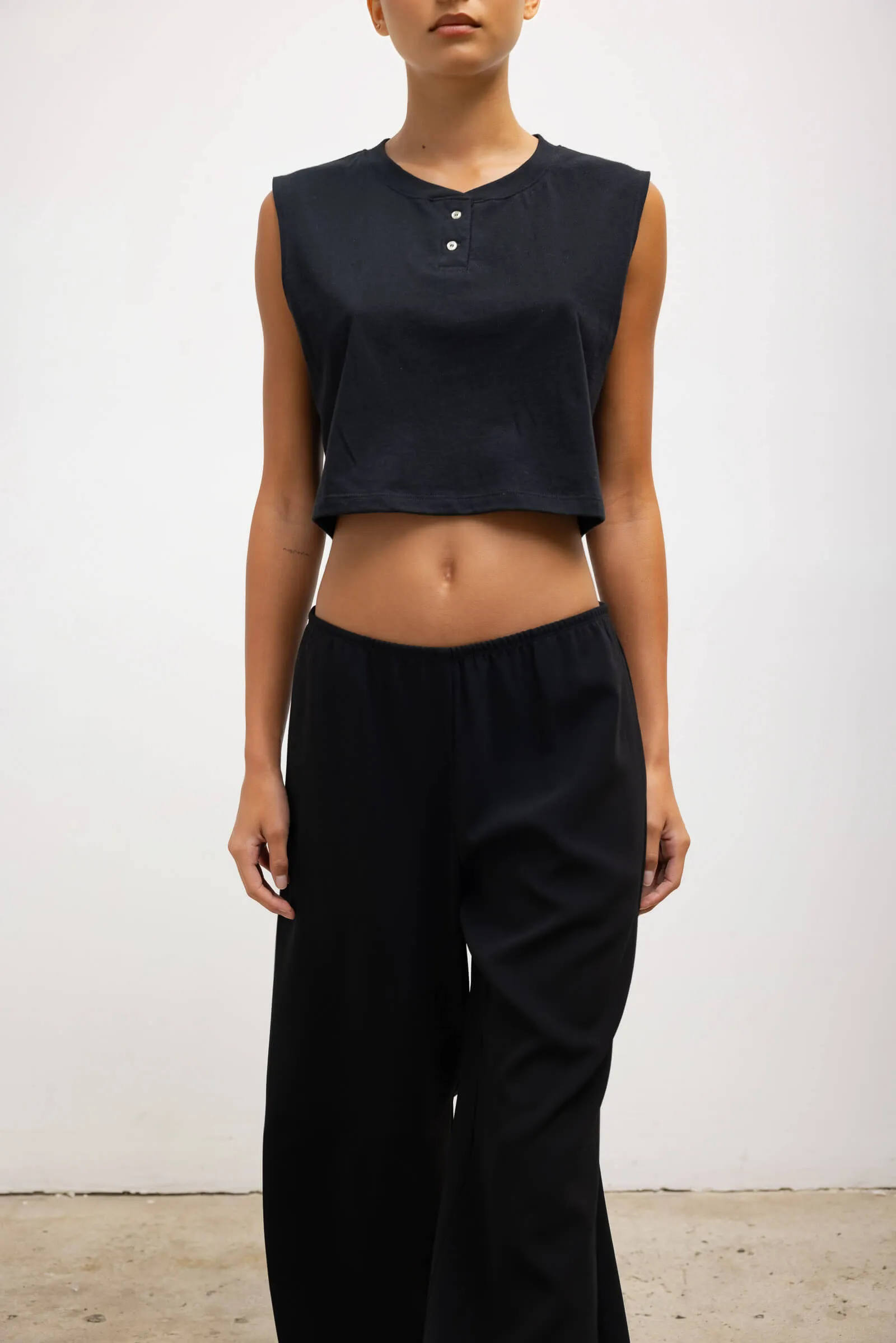 Margo Sleeveless Henley