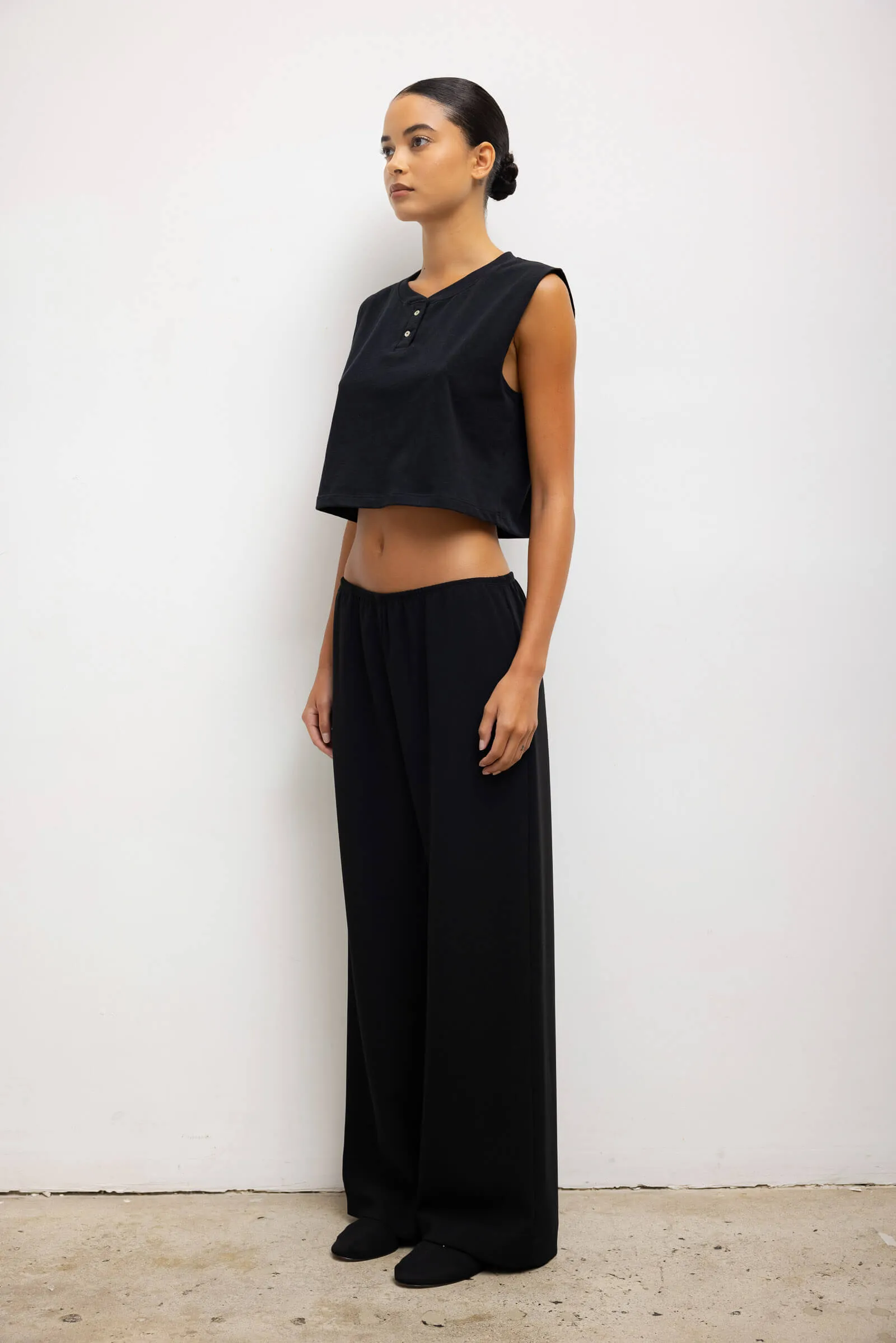 Margo Sleeveless Henley