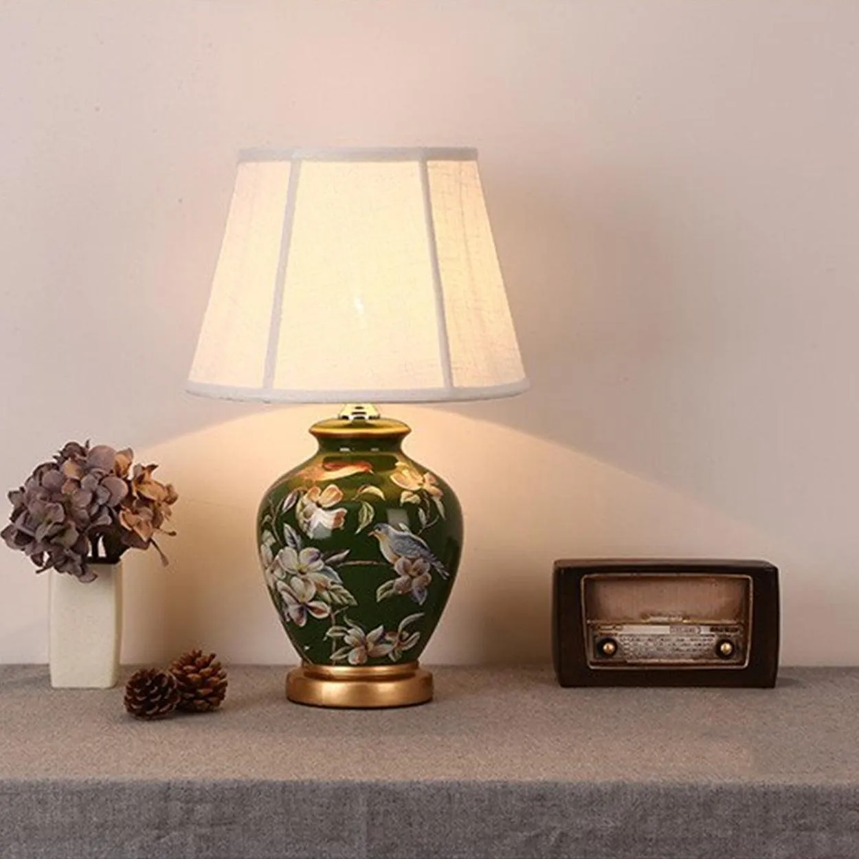 SONGBIRD FLORAL PATTERN CERAMIC TABLE LAMP