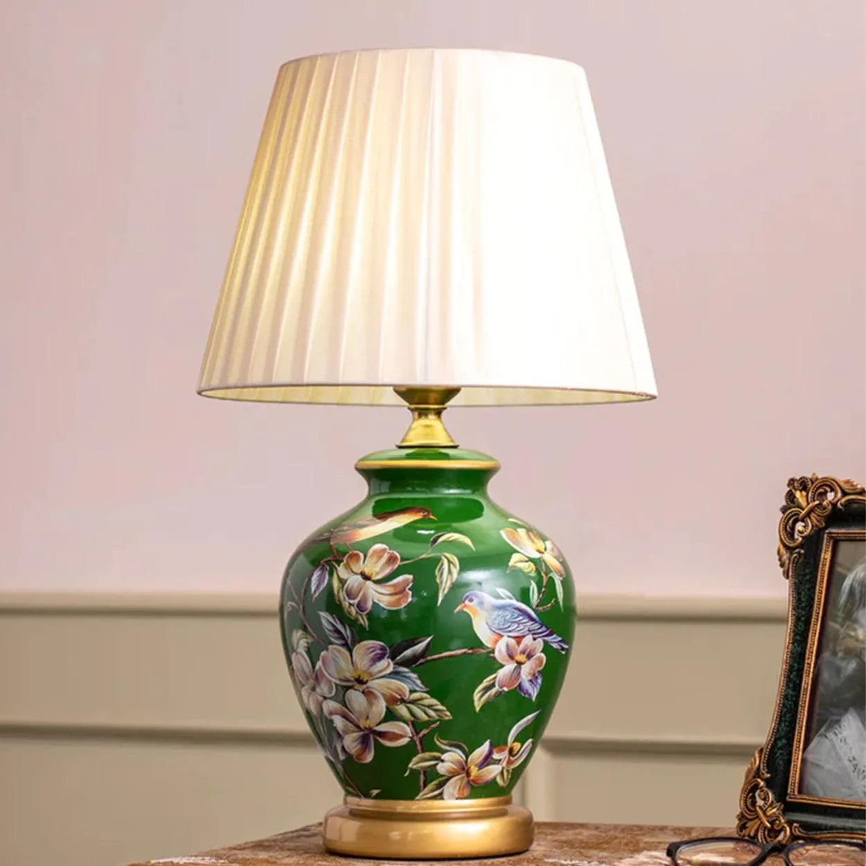 SONGBIRD FLORAL PATTERN CERAMIC TABLE LAMP