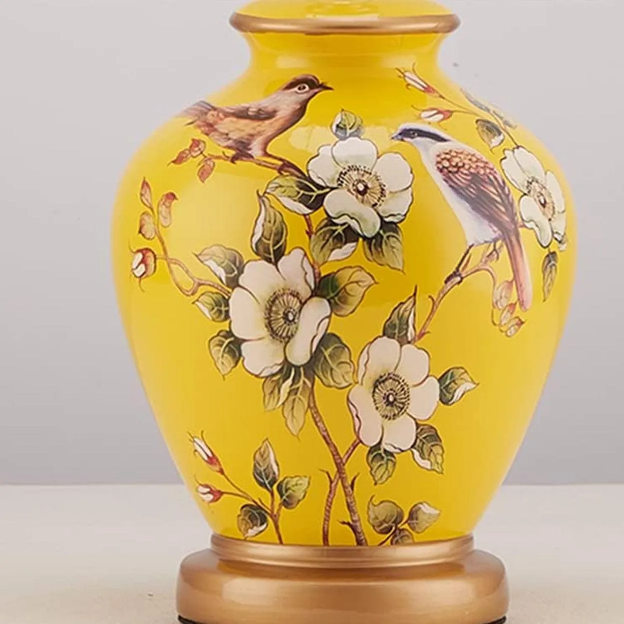 SONGBIRD FLORAL PATTERN CERAMIC TABLE LAMP