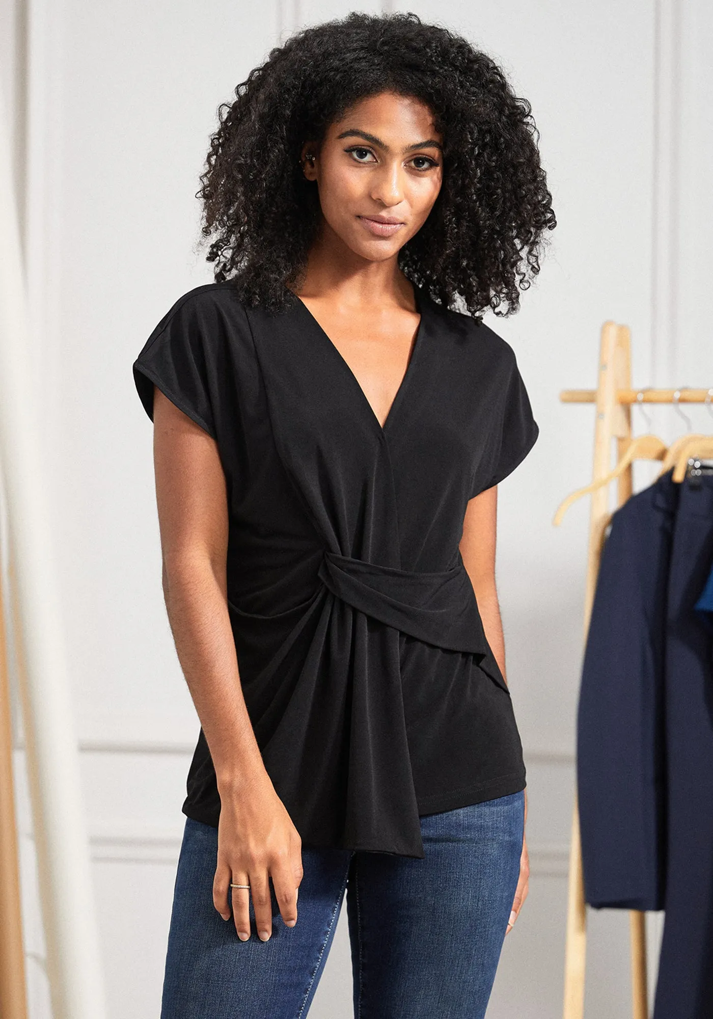 Twist-Front Cap Sleeve (Black)