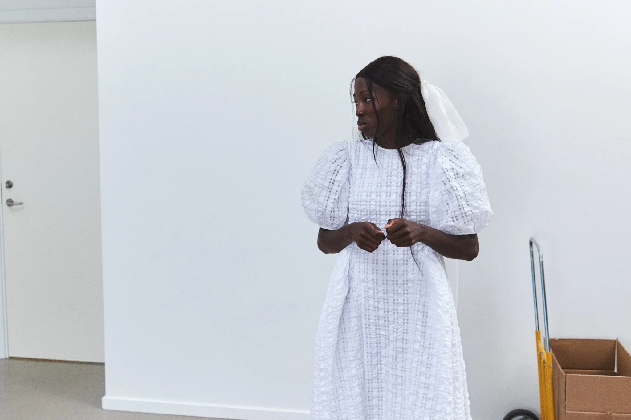 ULANI | DRESS CHECK SEERSUCKER WHITE BRIDAL